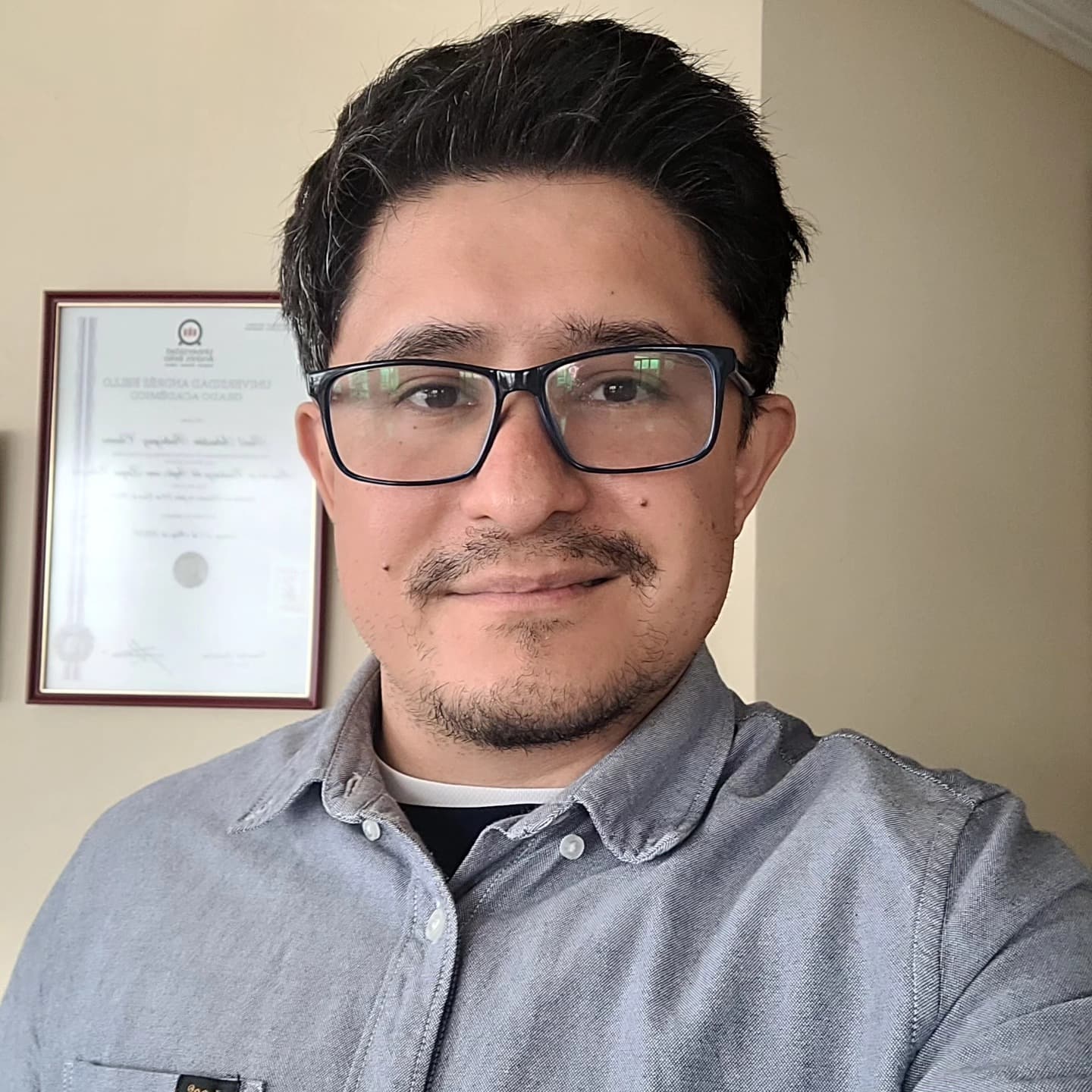 Raúl Rodríguez, desarrollador Full-Stack en Valparaíso